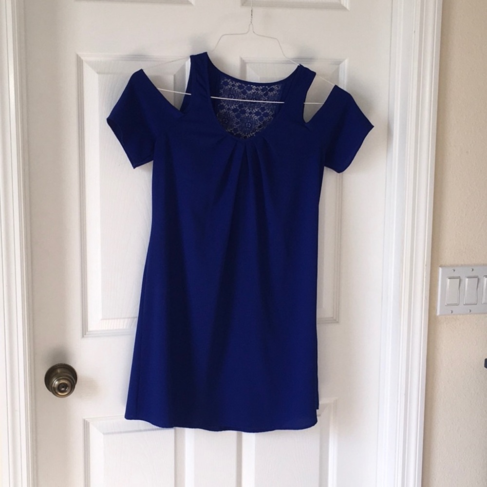 Dress - Picture 2 of 6